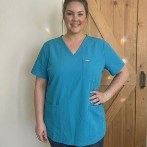Figs Aqua Technical Collection Scrub Top